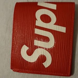 Red supreme wallet